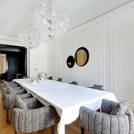 Pick A Flat's In Champs-elysees - Square Thiers Párizs
