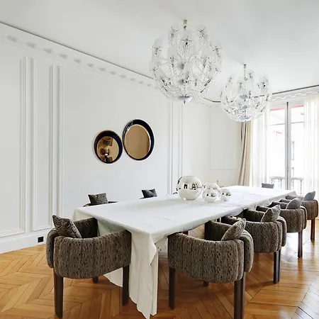 Pick A Flat's In Champs-elysees - Square Thiers Apartman *